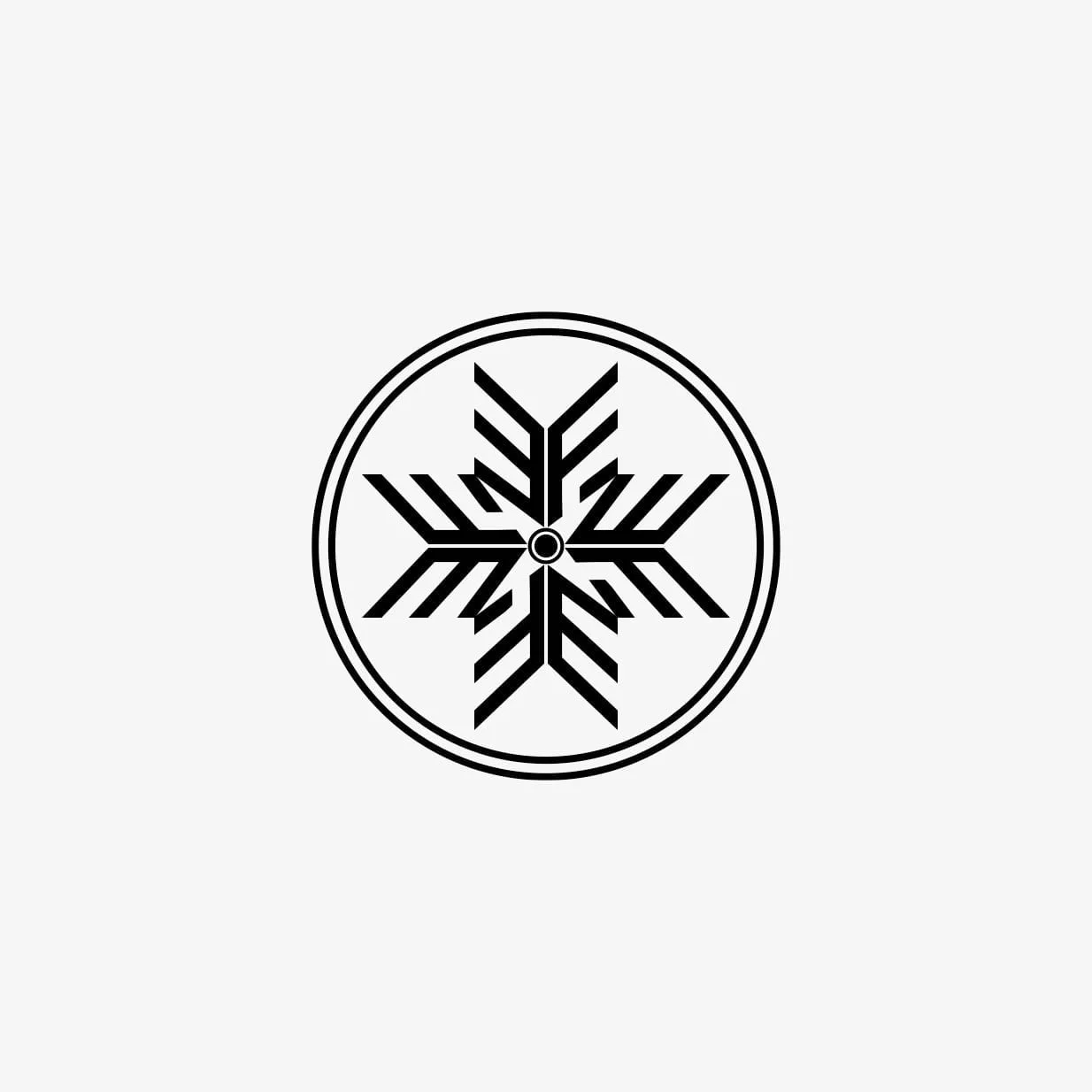 EE symmetrical monogram